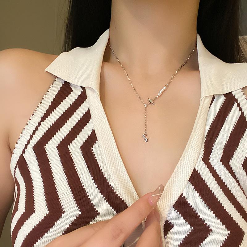 Pendant Necklaces Rhinestone Star Pearl Chain Choker Necklace Korean Vintage Wild Personality Clavicle Female Women Jewelry
Pendant Necklaces Rhinestone Star Pearl Chain Choker Necklace Korean Vintage Wild Personality Clavicle Female Women Jewelry