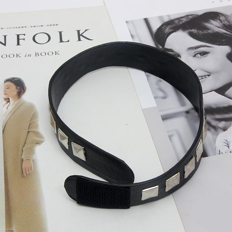 Chokers SUKI 3Pcs Collares Trendy Stretch Tattoo Choker Necklaces For Women Girl Charm Gothic Elastic Necklace Female Wedding Gift
Chokers SUKI 3Pcs Collares Trendy Stretch Tattoo Choker Necklaces For Women Girl Charm Gothic Elastic Necklace Female Wedding Gift