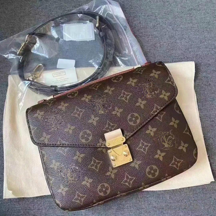 LV
Louis
BagVitton Bags Luxurys Designers Crossbody Women Handbags Messenger Bag Oxidizing Leather METIS Elegant S
LV
Louis
BagVitton Bags Luxurys Designers Crossbody Women Handbags Messenger Bag Oxidizing Leather METIS Elegant S