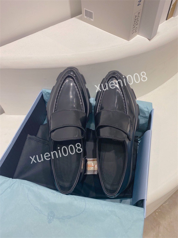 2021 Top Quality Casual Dress Shoes Men Women Luxury Sneaker Cow Leather Designers Bee Pattern womens mens Bottom Tiger Red Green zh211010, White
2021 Top Quality Casual Dress Shoes Men Women Luxury Sneaker Cow Leather Designers Bee Pattern womens mens Bottom Tiger Red Green zh211010, White
