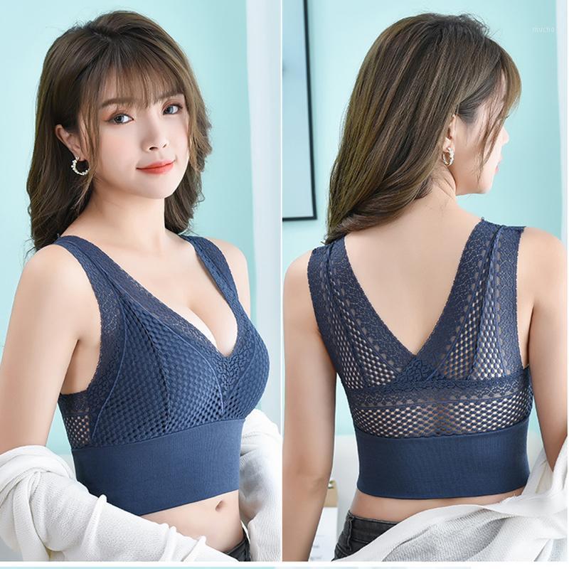 Lace Sports Bra Deep V Hollow Beautiful Back Ladies Underwear Widening Seamless Yoga Fitness Top Outfit, Black
Lace Sports Bra Deep V Hollow Beautiful Back Ladies Underwear Widening Seamless Yoga Fitness Top Outfit, Black