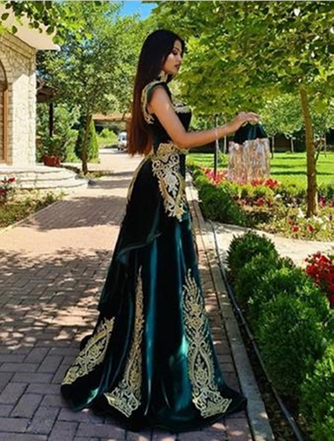 Elegant Dubai Dark Green Velvet Evening Dresses Removable Skirt Arabic Side Split Mermaid Prom Gowns Appliques Gold Lace High Neck Algerian Moroccan K