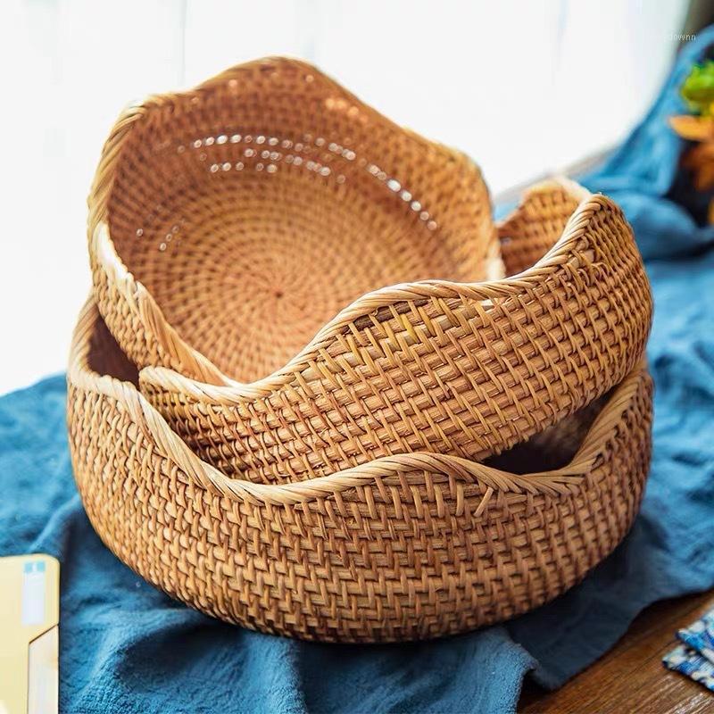 Storage Baskets Round Rattan Handmade Straw Dried Tray Basket Hand-Woven Box Natural Decoration WF
Storage Baskets Round Rattan Handmade Straw Dried Tray Basket Hand-Woven Box Natural Decoration WF