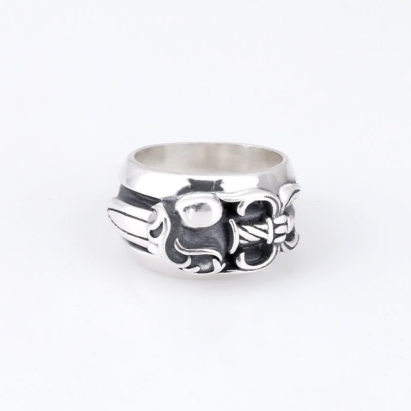 100% 925 sterling silver ring personality retro fashion hip-hop style punk style holy sword heart-shaped creative 2021 new hot
100% 925 sterling silver ring personality retro fashion hip-hop style punk style holy sword heart-shaped creative 2021 new hot
