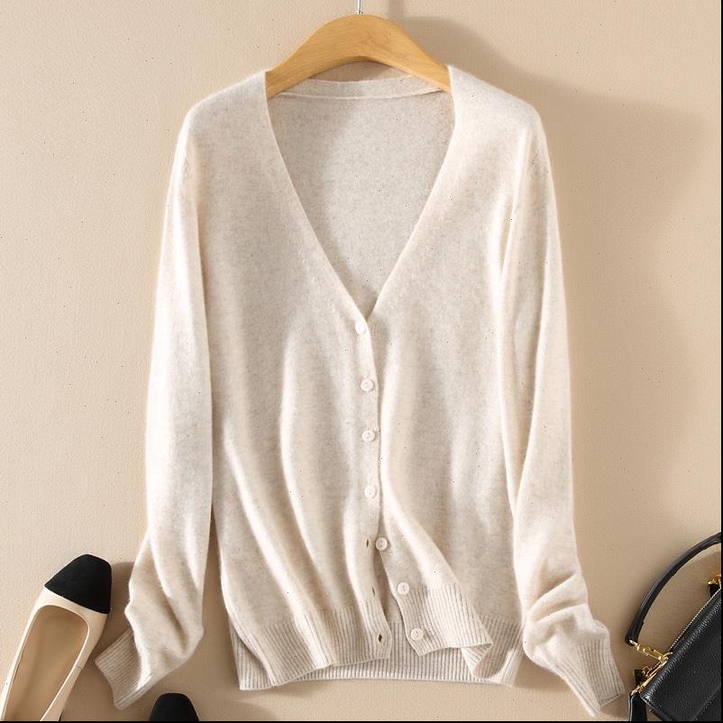 spring and autumn knit cardigan women sweaters short coat v neck solid color large size sweater drop, White;black
spring and autumn knit cardigan women sweaters short coat v neck solid color large size sweater drop, White;black
