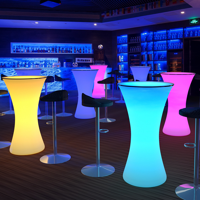 New LED Luminous cocktail table IP54 waterproof plastic bar furniture D60*H110cm club disco supplies fashion decoration
New LED Luminous cocktail table IP54 waterproof plastic bar furniture D60*H110cm club disco supplies fashion decoration