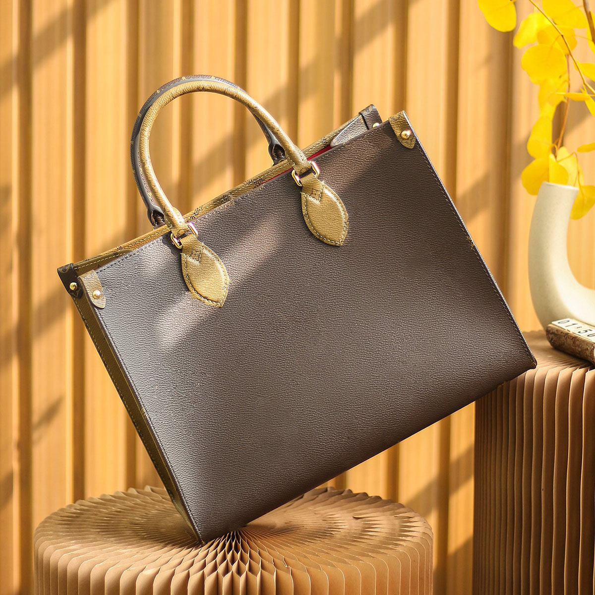 ON THE GO Designers Handbag Printing Letter Bags Fashion Handbags Ladies Shoulder Bag, Black
ON THE GO Designers Handbag Printing Letter Bags Fashion Handbags Ladies Shoulder Bag, Black