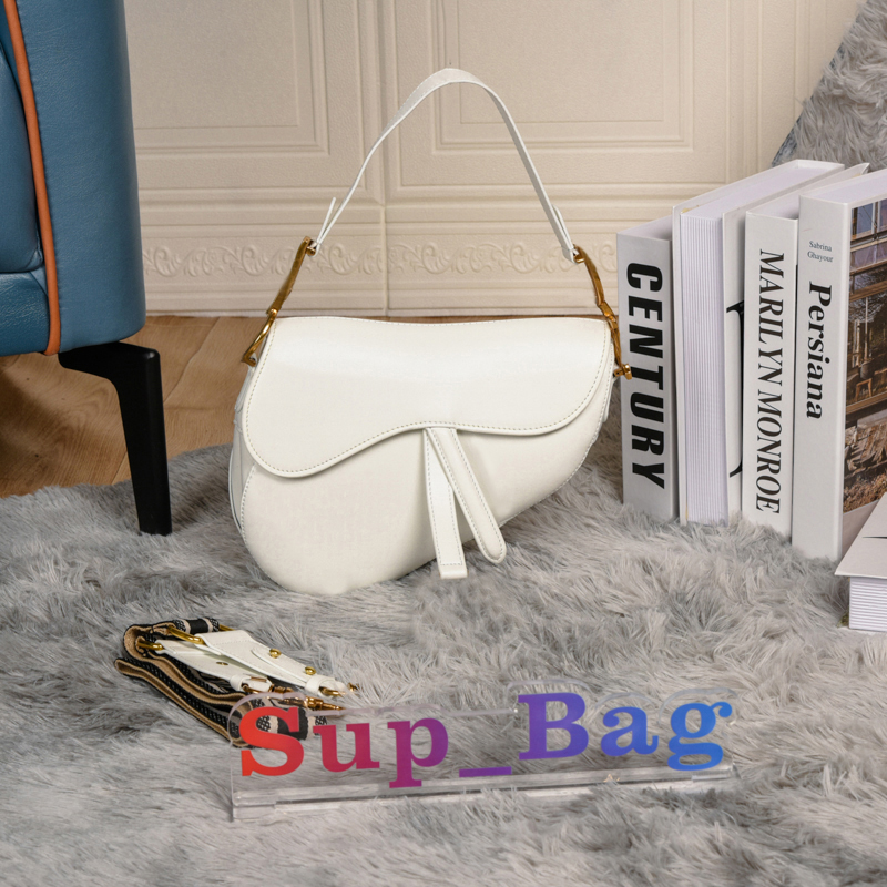 Wholesale top woman designer saddle bag Fashion Card Holders Shoulder Bags ladys Canvas handbag Embroiderys Cowboy Blue Crossbody Designer H
Wholesale top woman designer saddle bag Fashion Card Holders Shoulder Bags ladys Canvas handbag Embroiderys Cowboy Blue Crossbody Designer H