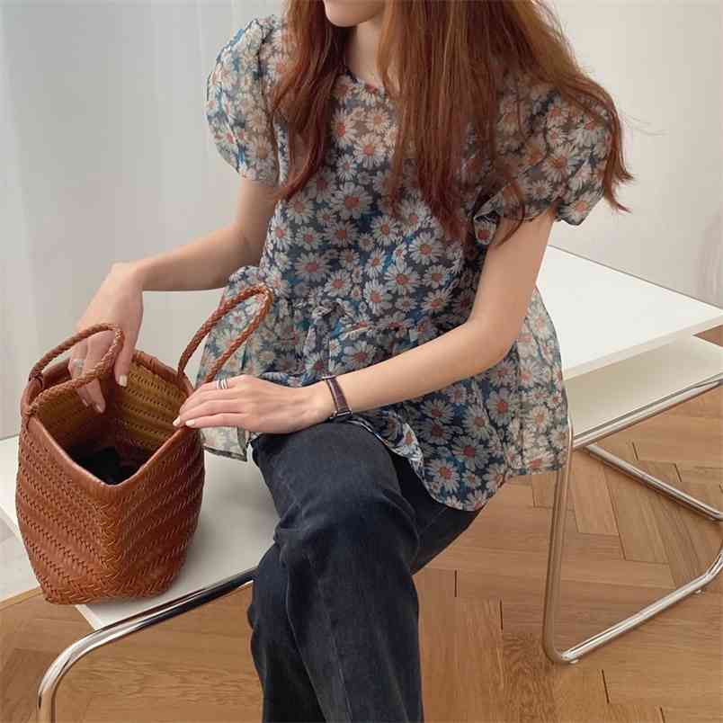 Puff Sleeve Loose Tops Blusas Women Summer Korean Elegant Sweet Shirts O Neck Chiffon Floral Chic Vintgae Blouses 210519, Black set
Puff Sleeve Loose Tops Blusas Women Summer Korean Elegant Sweet Shirts O Neck Chiffon Floral Chic Vintgae Blouses 210519, Black set