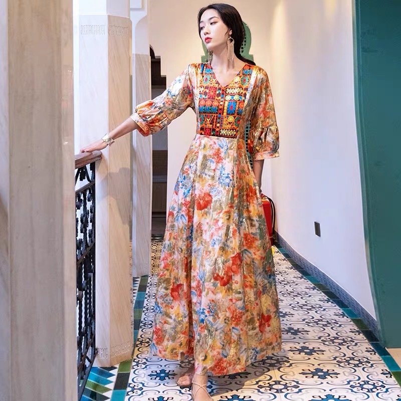 vintage flower embroidery v-neck maxi dress bohemian vocation beach summer high waist dresses women A-line robe majer 210421