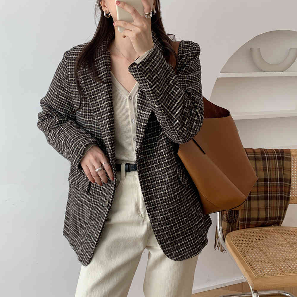 OL Notched Vintage Plaid Woolen Blazer Jacket Minimalist Autumn Winter Classic Formal Women Blazers Warm Suit Coat 210421