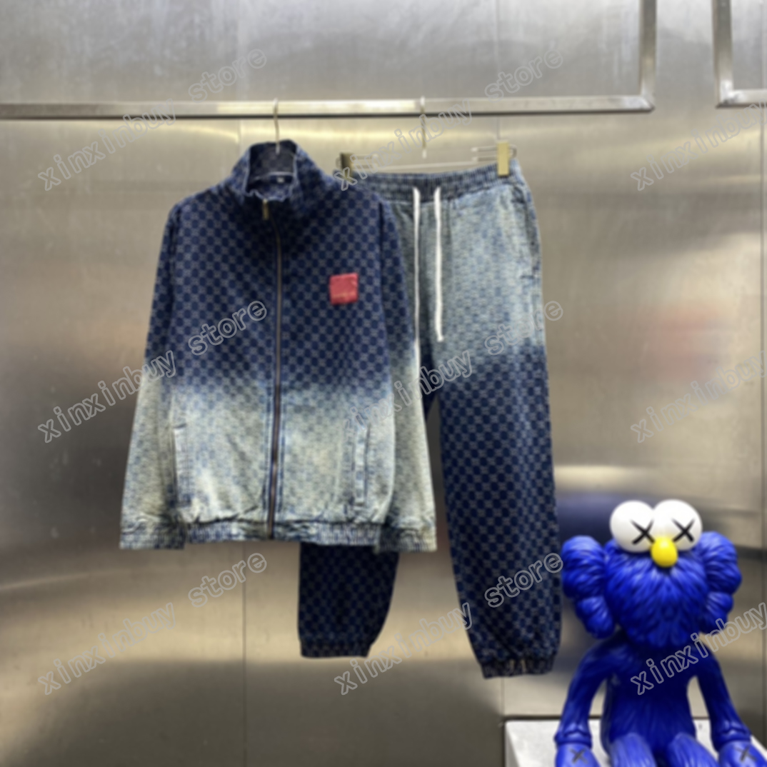 21ss mens women designers tracksuits Blue gradient jacquard letter Windbreaker fashion tracksuit men designer breathable zipper black yellow xinxin, Gray
21ss mens women designers tracksuits Blue gradient jacquard letter Windbreaker fashion tracksuit men designer breathable zipper black yellow xinxin, Gray