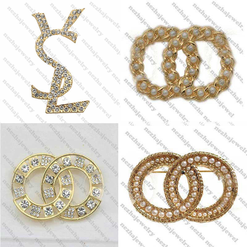 TOP Designer Brooch Crystal Diamond Luxury Brooch Pins Alloy Brooch Clothing Women Brooches Fashion Jewelry
TOP Designer Brooch Crystal Diamond Luxury Brooch Pins Alloy Brooch Clothing Women Brooches Fashion Jewelry