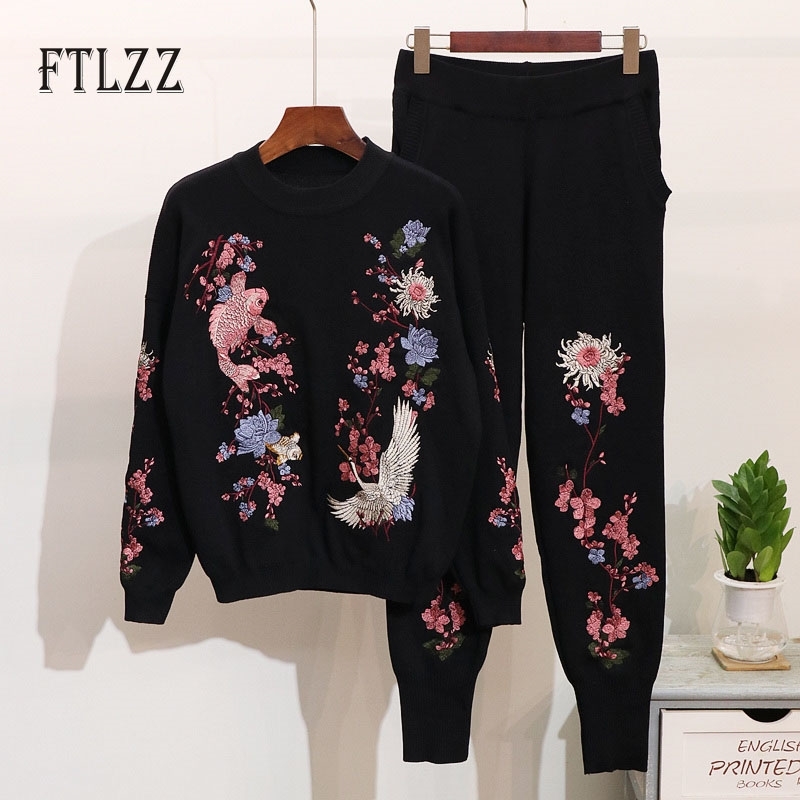 Vintage Street Two Piece Set Women Fashion Embroidered Pattern Knit Sweater And Long Pants Outfit Autumn Woman Tracksuit Clothes 210602
Vintage Street Two Piece Set Women Fashion Embroidered Pattern Knit Sweater And Long Pants Outfit Autumn Woman Tracksuit Clothes 210602