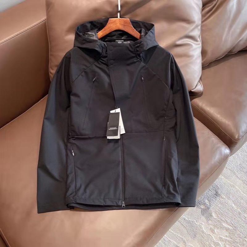 Designer Spring and autumn men's jacket, high quality casual cardigan, street fashion Hoodie, close fitting comfortable coat, Black;brown
Designer Spring and autumn men's jacket, high quality casual cardigan, street fashion Hoodie, close fitting comfortable coat, Black;brown