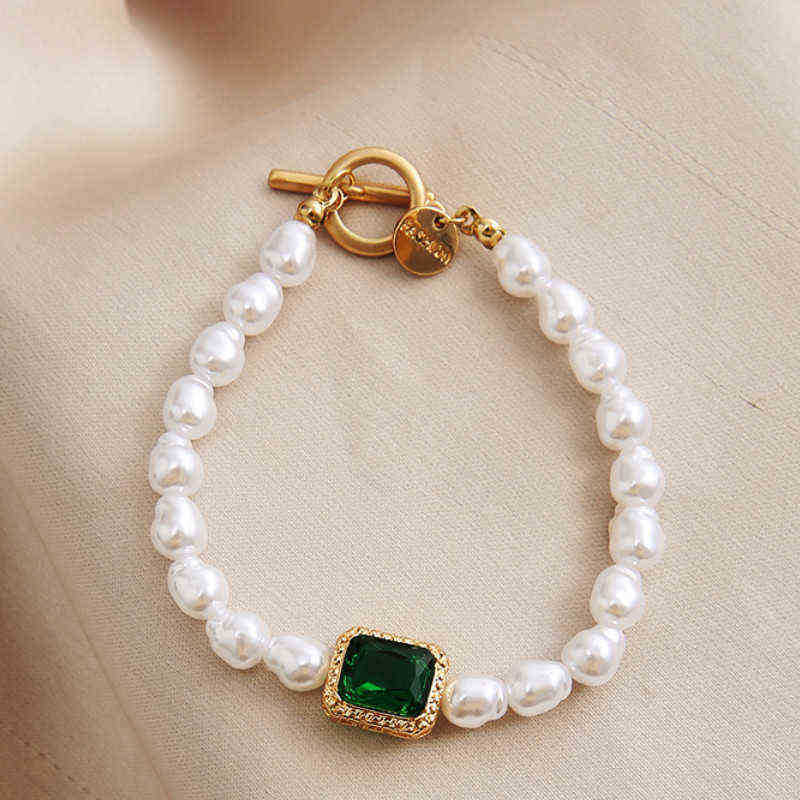 Women Bohemian Jewelry Pearl Inlaid Green Gemstone Creative Bracelet cross bracelets for women womens, Golden;silver
Women Bohemian Jewelry Pearl Inlaid Green Gemstone Creative Bracelet cross bracelets for women womens, Golden;silver