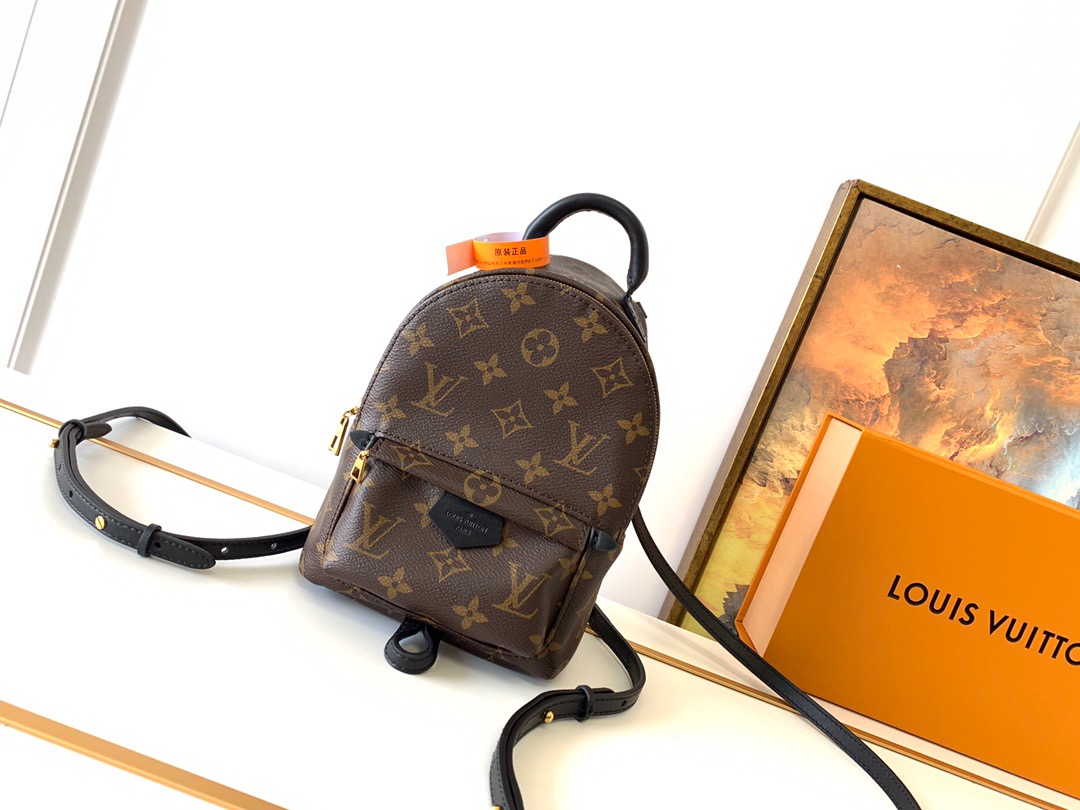 YSLGGLVLOUISVITTONVUTTON High Quality Fashion Pu Leather PALM SPRINGS Mini size Women Bag Children School Bags, Red;black
YSLGGLVLOUISVITTONVUTTON High Quality Fashion Pu Leather PALM SPRINGS Mini size Women Bag Children School Bags, Red;black