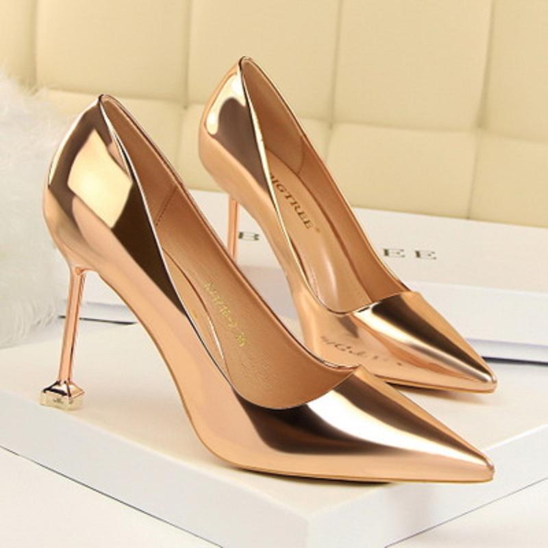 Dress Shoes Spring And Autumn Ladies Retro Sexy High Heels Comfortable Stiletto Shallow Mouth Pointed Nightclub Single, Champagne
Dress Shoes Spring And Autumn Ladies Retro Sexy High Heels Comfortable Stiletto Shallow Mouth Pointed Nightclub Single, Champagne