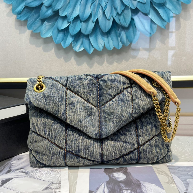 Handbag Women Luxurys Designers Bag 2021 Shoulder Bags Denim Pattern Classic Magnetic Button Closure Cover Flap Chains Interior Zipper Pocke, No bags;make up the difference
Handbag Women Luxurys Designers Bag 2021 Shoulder Bags Denim Pattern Classic Magnetic Button Closure Cover Flap Chains Interior Zipper Pocke, No bags;make up the difference