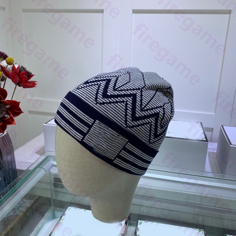 Luxury Knit Hat Womens Mens Vintage Street Style Hip Hop Beanies Outdoor Travel Sport Ski Skateboard Hats Winter Thick Warm Stretch Skull Cap, Blue;gray
Luxury Knit Hat Womens Mens Vintage Street Style Hip Hop Beanies Outdoor Travel Sport Ski Skateboard Hats Winter Thick Warm Stretch Skull Cap, Blue;gray