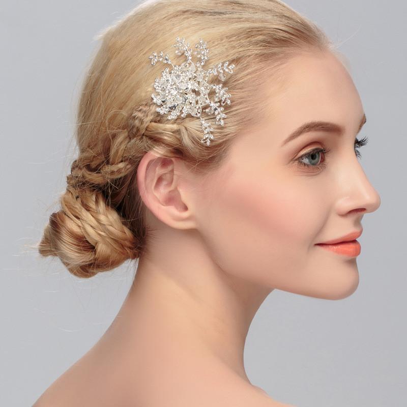 Hair Clips & Barrettes Romantic Silver Floral Wedding Combs Bride Crystal Rhinestones Women Bridal Headpiece Jewelry Accessories MY3515, Golden;silver
Hair Clips & Barrettes Romantic Silver Floral Wedding Combs Bride Crystal Rhinestones Women Bridal Headpiece Jewelry Accessories MY3515, Golden;silver