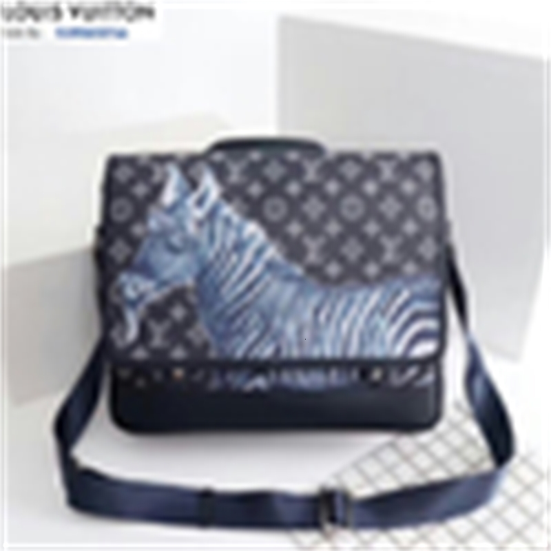brand designer luxury m43293 animal print bags crossbody bag men handbags shoulder messenger bags handles totes iconic cross body clutch
brand designer luxury m43293 animal print bags crossbody bag men handbags shoulder messenger bags handles totes iconic cross body clutch