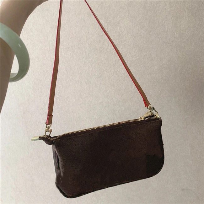 2021 Famous Designer Luxury Designers Handbags Cross-body Bag Classic Vintage Mahjong Package Adjustable Shoulder Fashion Bags Cross Body Handbag Purse Wallet, No bags
2021 Famous Designer Luxury Designers Handbags Cross-body Bag Classic Vintage Mahjong Package Adjustable Shoulder Fashion Bags Cross Body Handbag Purse Wallet, No bags