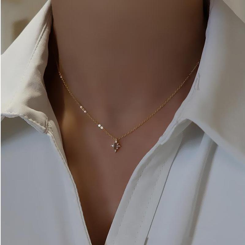 Chains Bling Crystal Eight-pointed Star Cubic Zirconia Gold Color 925 Sterling Silver Pendant Necklace For Women Luxury Jewelry
Chains Bling Crystal Eight-pointed Star Cubic Zirconia Gold Color 925 Sterling Silver Pendant Necklace For Women Luxury Jewelry