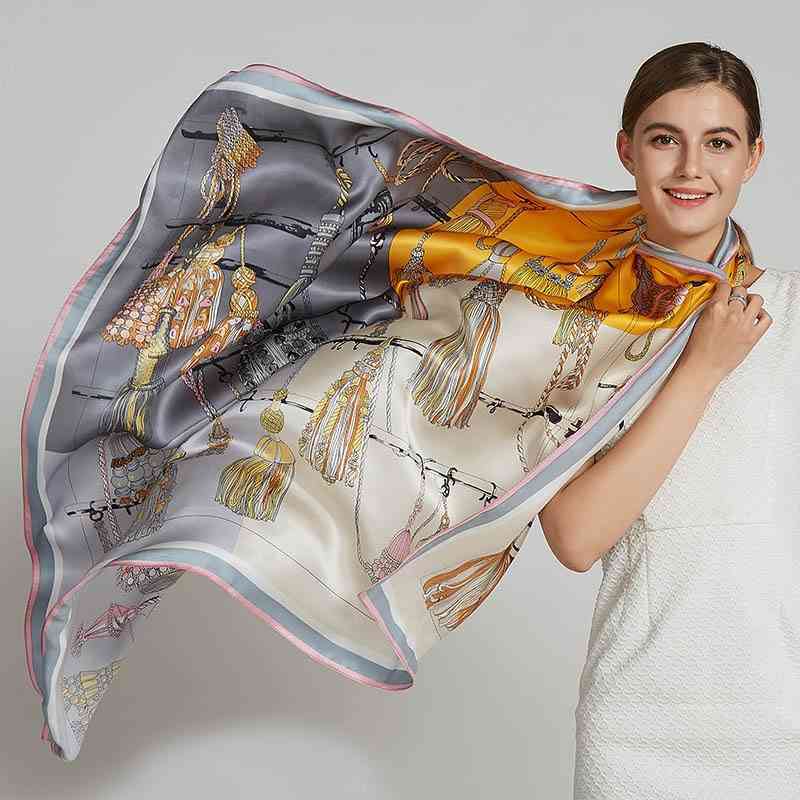 Luxury Designer Design Woman's Scarf, Fashion letter copy Handbag Scarves100 2021 spring and autumn mulberry satin 110cm large square printe, Blue;gray
Luxury Designer Design Woman's Scarf, Fashion letter copy Handbag Scarves100 2021 spring and autumn mulberry satin 110cm large square printe, Blue;gray