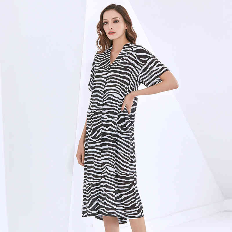 VGH Print Striped Dress For Women V Neck Short Sleeve Casual Loose Midi Korean Dresses Female Fashionable New Clothing Spring 210421
