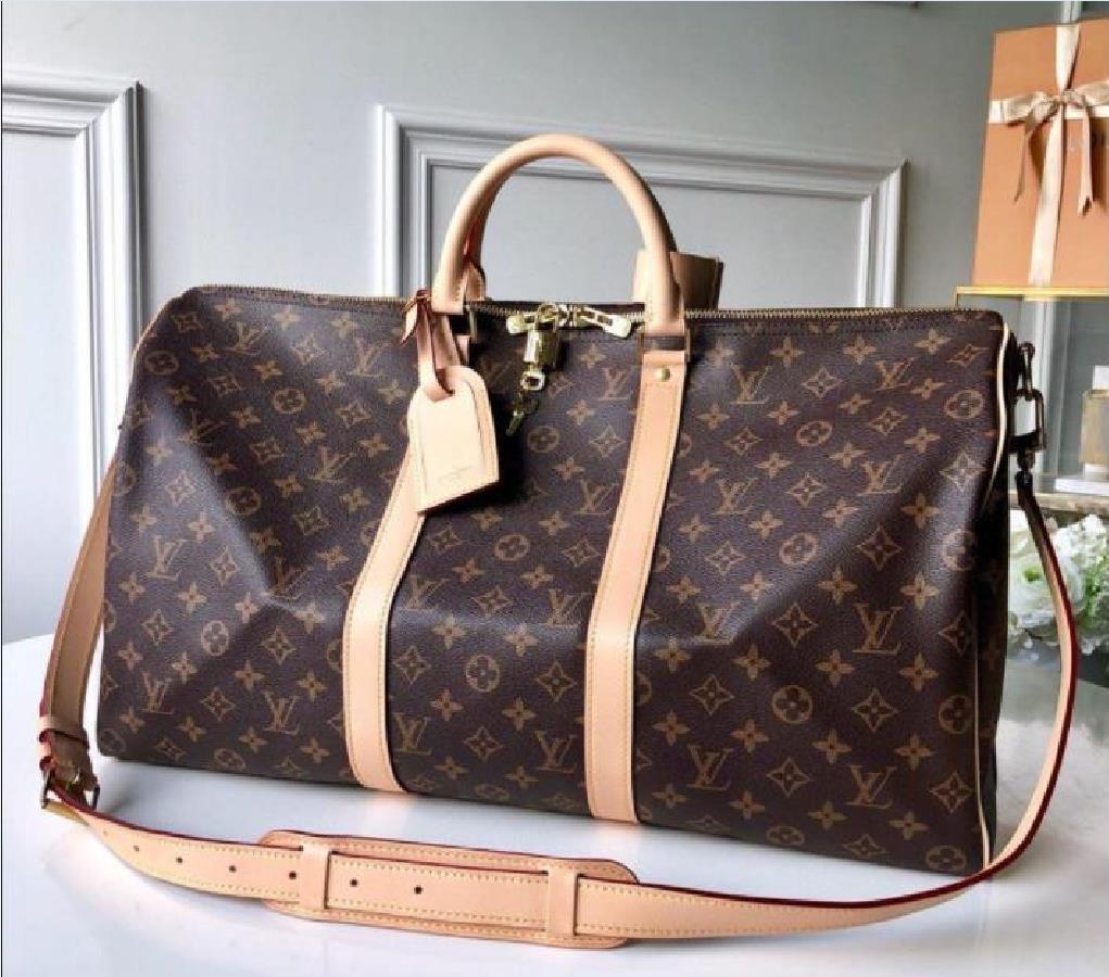 bags Designers Luxury men womens travelbag dufflebag leather luggage handbags GGLVLouis
Vitton YSL
VUTTON
bags Designers Luxury men womens travelbag dufflebag leather luggage handbags GGLVLouis
Vitton YSL
VUTTON