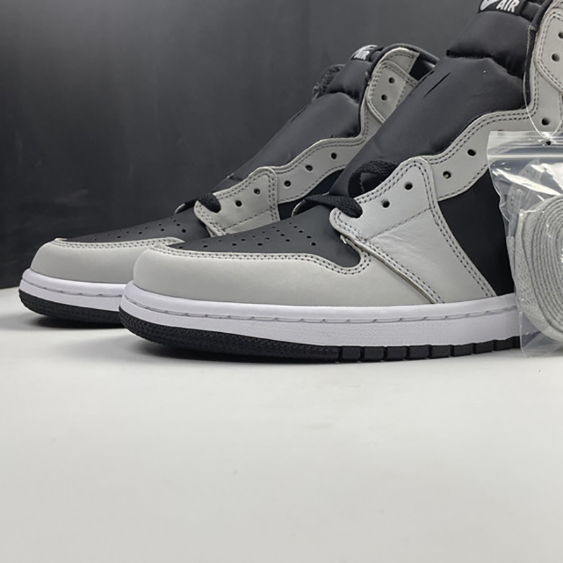 Air 1 High OG Shadow 2.0 555088-035 1s I Black Light Smoke Grey White Women Men Sports Shoes Sneakers Best Qulaity Trainers With Original Box, Black;white
Air 1 High OG Shadow 2.0 555088-035 1s I Black Light Smoke Grey White Women Men Sports Shoes Sneakers Best Qulaity Trainers With Original Box, Black;white