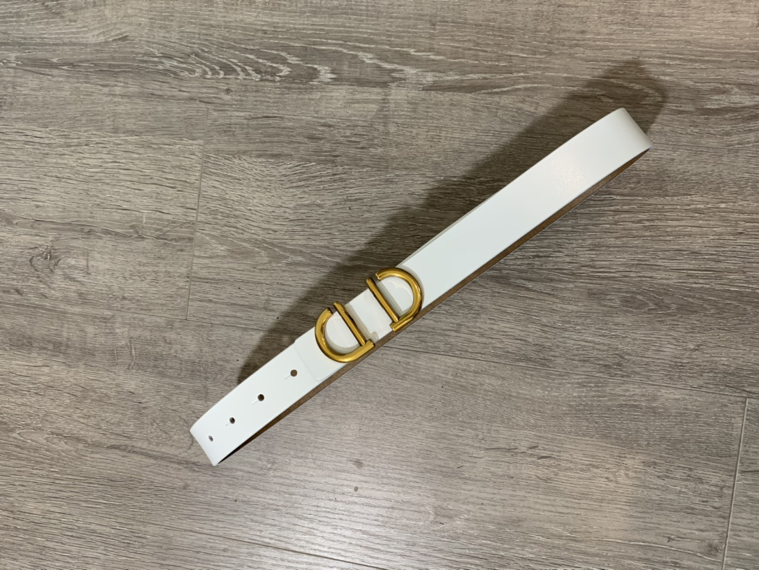 Luxurys Designers belt women's charm fashion belts 2.8cm style gold buckle waistband social party gift top quality 9 colors good, Black;brown
Luxurys Designers belt women's charm fashion belts 2.8cm style gold buckle waistband social party gift top quality 9 colors good, Black;brown