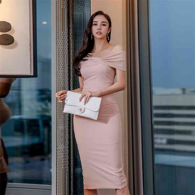 Pink Sexy tight korean ladies Summer Off shoulder office Party Dress for women china clothing 210602, The picture color
Pink Sexy tight korean ladies Summer Off shoulder office Party Dress for women china clothing 210602, The picture color