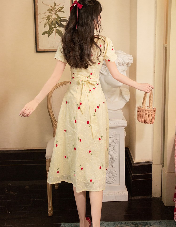Summer Women Sweet Floral Embroidery Hollow Out Midi Dress Vintage Elegant Ruffles O-Neck Cotton Slim Party Vestidos 210519