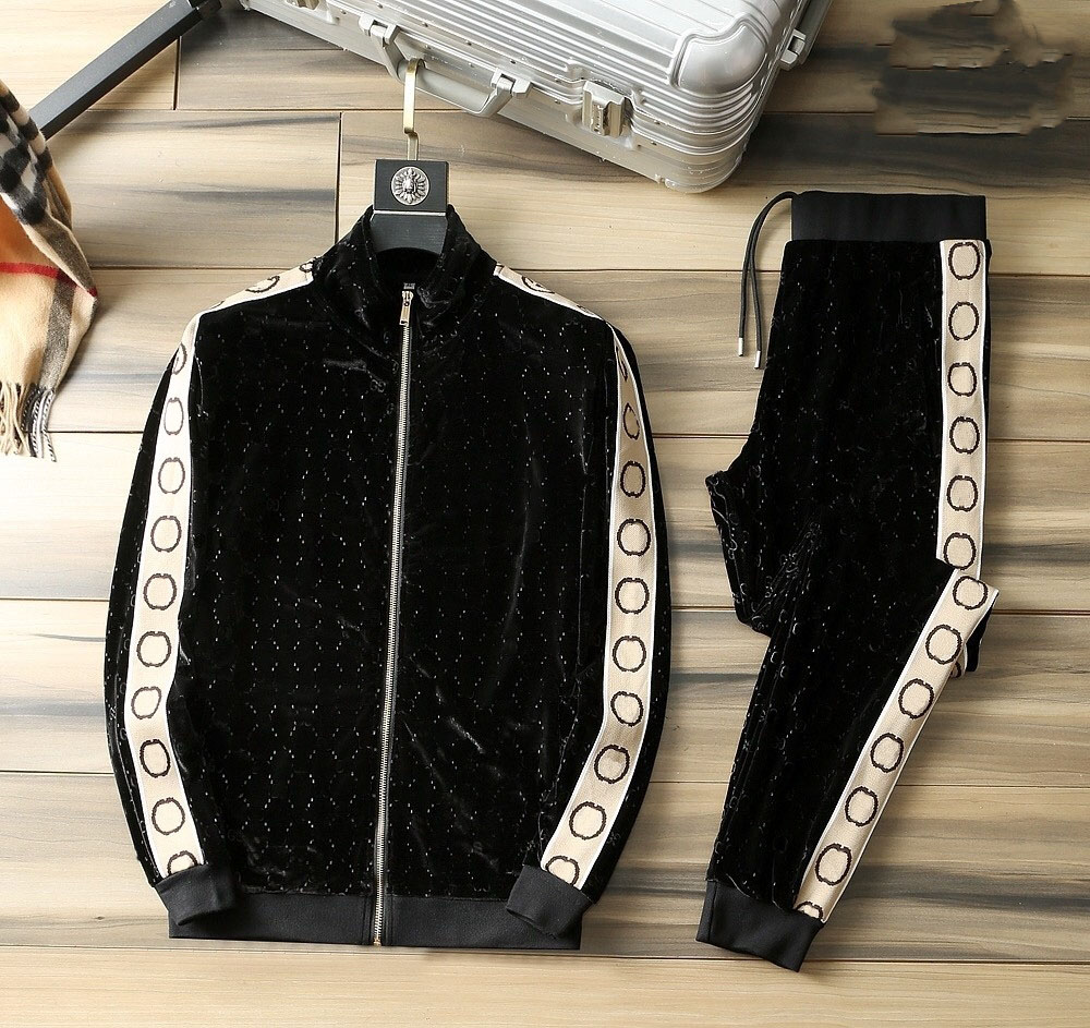 2021 new mens womens tracksuits sweatshirts suits men track sweat suit coats man designers jackets pants sweatshirts sportswear, Beige
2021 new mens womens tracksuits sweatshirts suits men track sweat suit coats man designers jackets pants sweatshirts sportswear, Beige