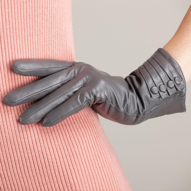 Five Fingers Gloves Women's Glove Women Genuine Sheepskin Leather Winter Buttons Fashion Elegant Wrist Drive Good Quality Mittens S2173
Five Fingers Gloves Women's Glove Women Genuine Sheepskin Leather Winter Buttons Fashion Elegant Wrist Drive Good Quality Mittens S2173