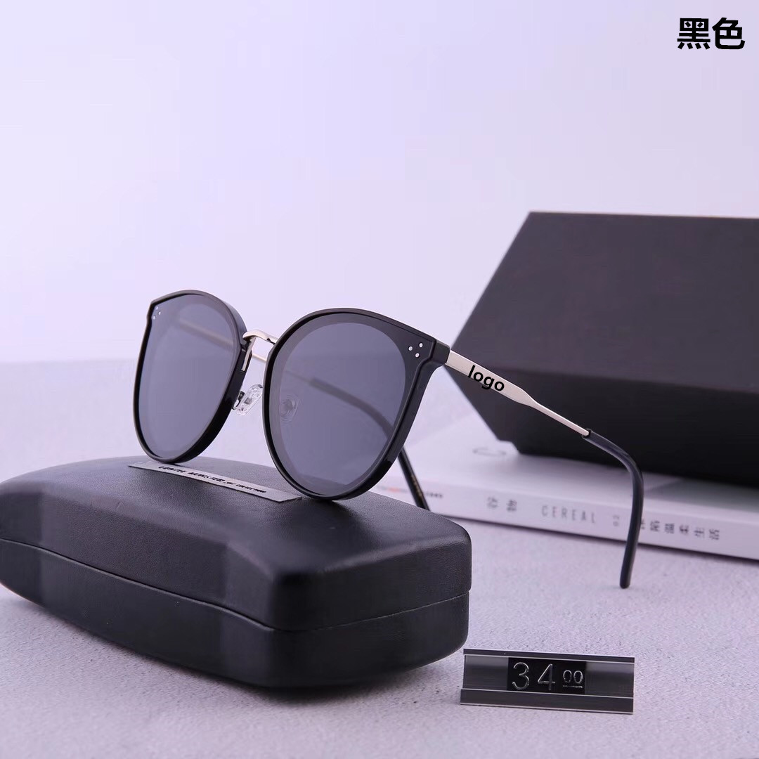 Brand New Women Star Sunglasses Classic Gentle Monster Square Frame Sun glasses Fashion Men Luxury GM Sunglasses Dreamer 17 Y200619, White;black
Brand New Women Star Sunglasses Classic Gentle Monster Square Frame Sun glasses Fashion Men Luxury GM Sunglasses Dreamer 17 Y200619, White;black