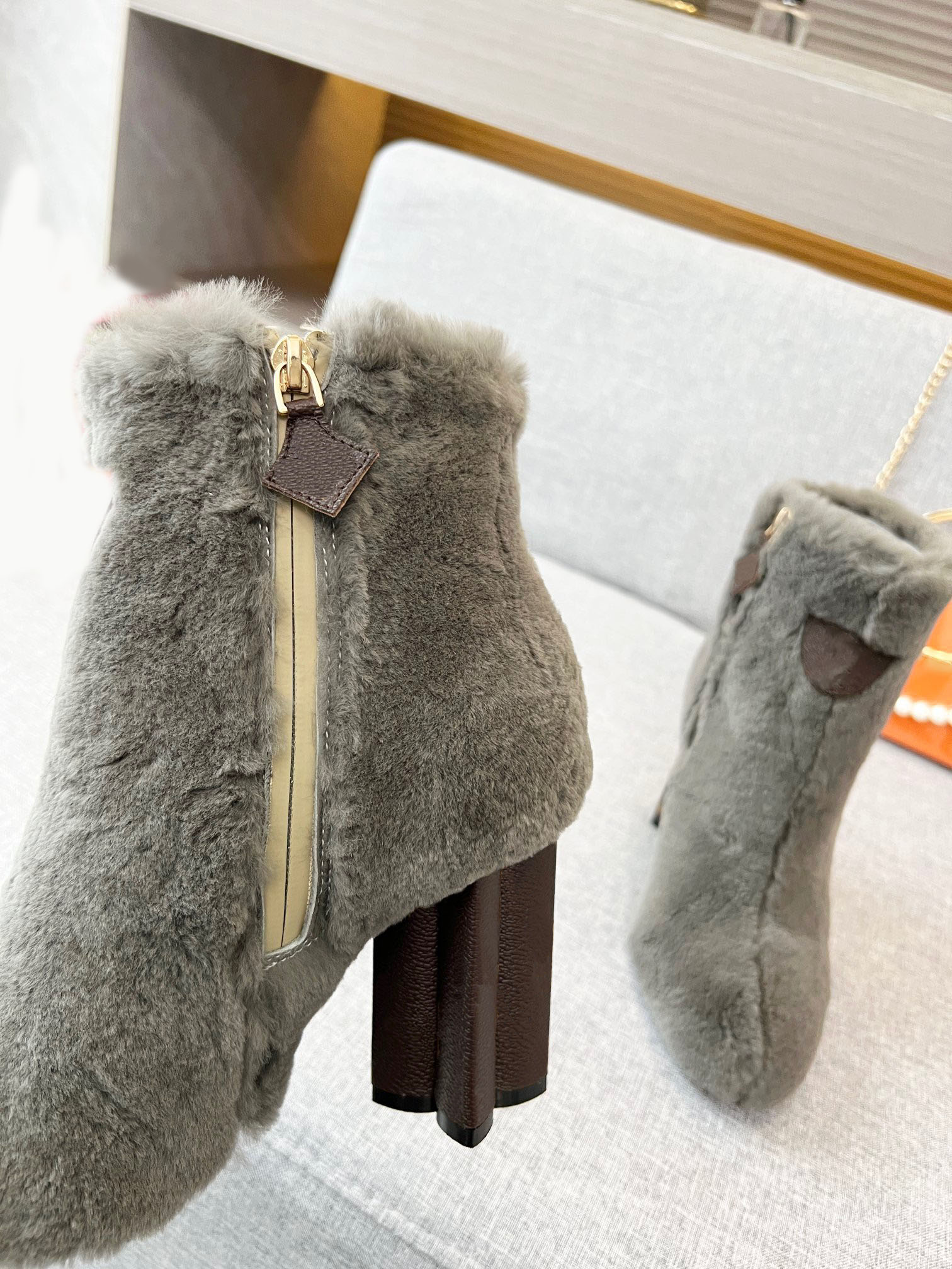 2021 catwalk autumn and winter woolen high heels leather lining multicolor versatile size 34-42