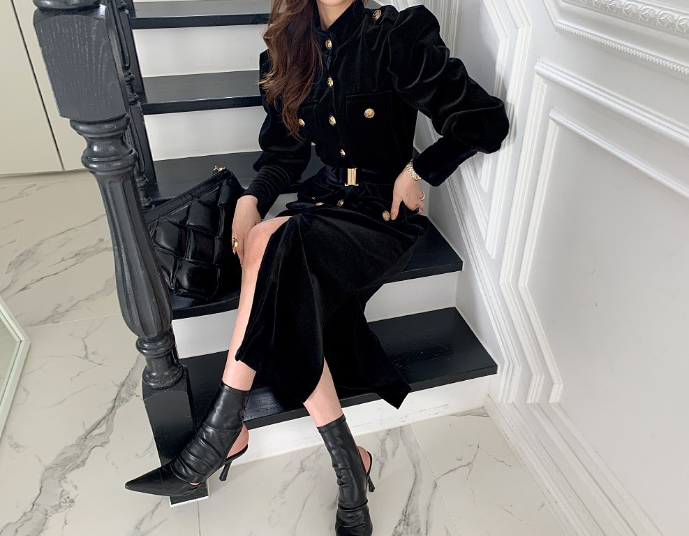 Autumn Winter Women Black Velvet Dress Korean Lady Elegant Long Sleeve Single Breasted Slim Dresses With Belt Female Vestidos 210519