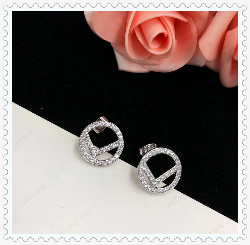 2021 Gold Hoop Earrings Designers Diamond Stud Earrings F Earring For Lady Women Party Wedding Lovers Gift Jewelry 925 Silver 21110605Q
2021 Gold Hoop Earrings Designers Diamond Stud Earrings F Earring For Lady Women Party Wedding Lovers Gift Jewelry 925 Silver 21110605Q