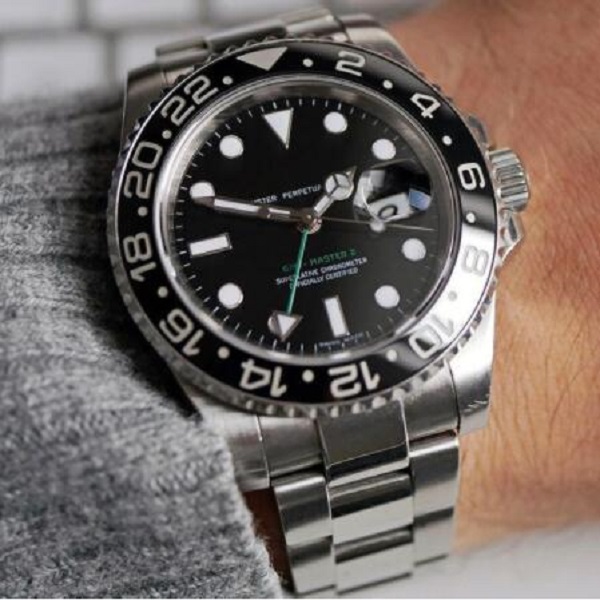 Luxury GMT Mens 2813 Automatic movement Watch Self-wind men Mechanical designer Watches Fashion Sports SS Wristwatches wristwatch, Slivery;brown
Luxury GMT Mens 2813 Automatic movement Watch Self-wind men Mechanical designer Watches Fashion Sports SS Wristwatches wristwatch, Slivery;brown