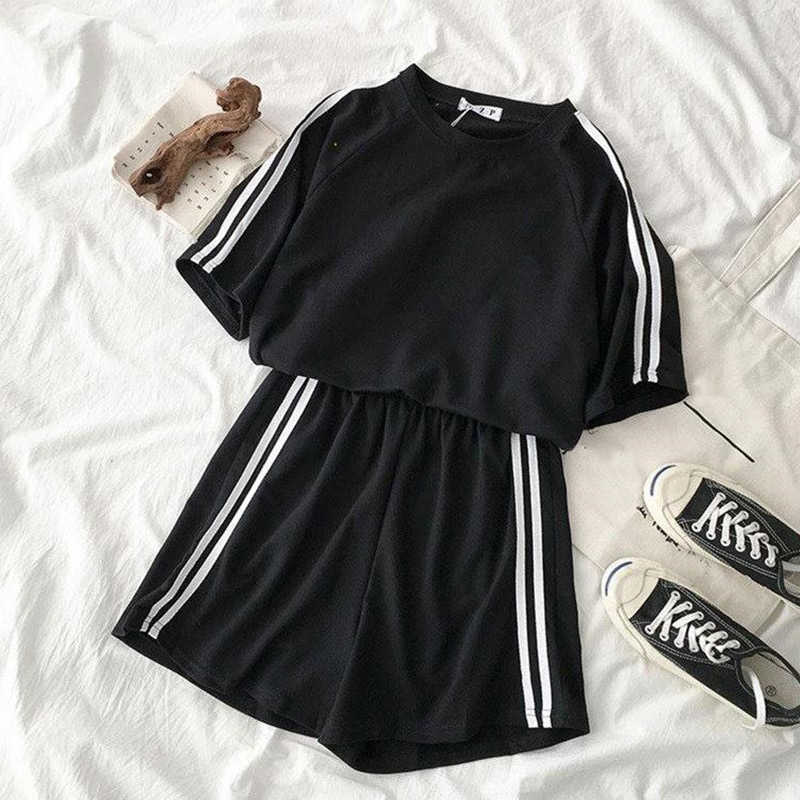 Women's 2-Piece Summer Striped Tracksuit Set: Casual Short Sleeve T-Shirt And Mini Shorts For Sports, Loungewear