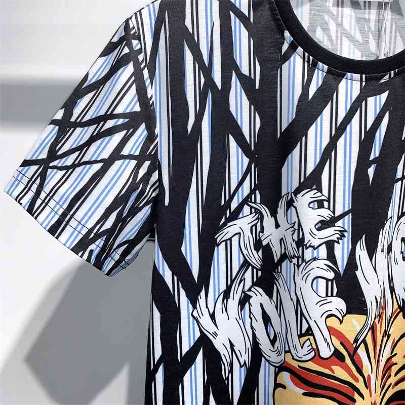 2021 Summer Fashion Designer Men's T-shirt Short Sleeve Cartoon Character Pattern Couple Top Two Colors, White;black
2021 Summer Fashion Designer Men's T-shirt Short Sleeve Cartoon Character Pattern Couple Top Two Colors, White;black