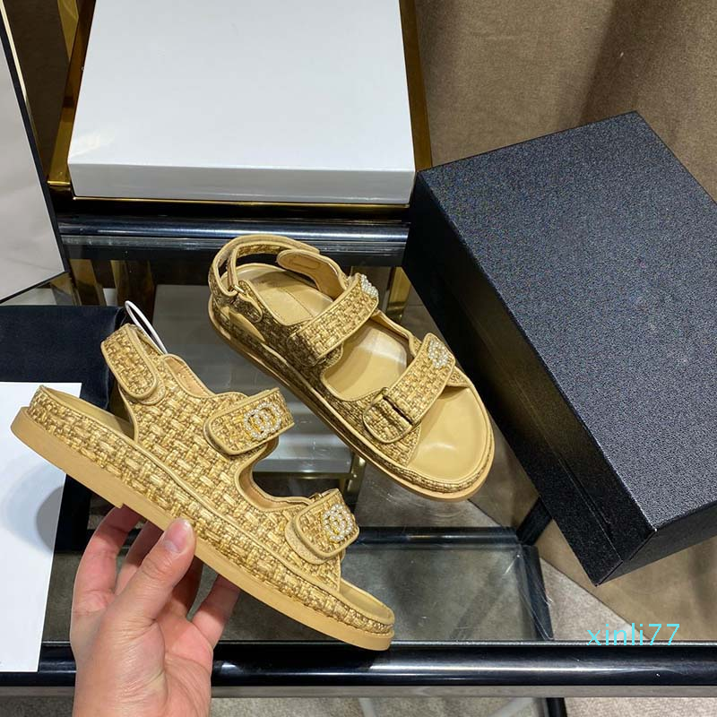 Designers Sandals Women Small Incense Gold Chain Woven Straw Mat Flip-Flop Shoes Heel Sandal Summer Quilted Flap Slipper, Champagne
Designers Sandals Women Small Incense Gold Chain Woven Straw Mat Flip-Flop Shoes Heel Sandal Summer Quilted Flap Slipper, Champagne