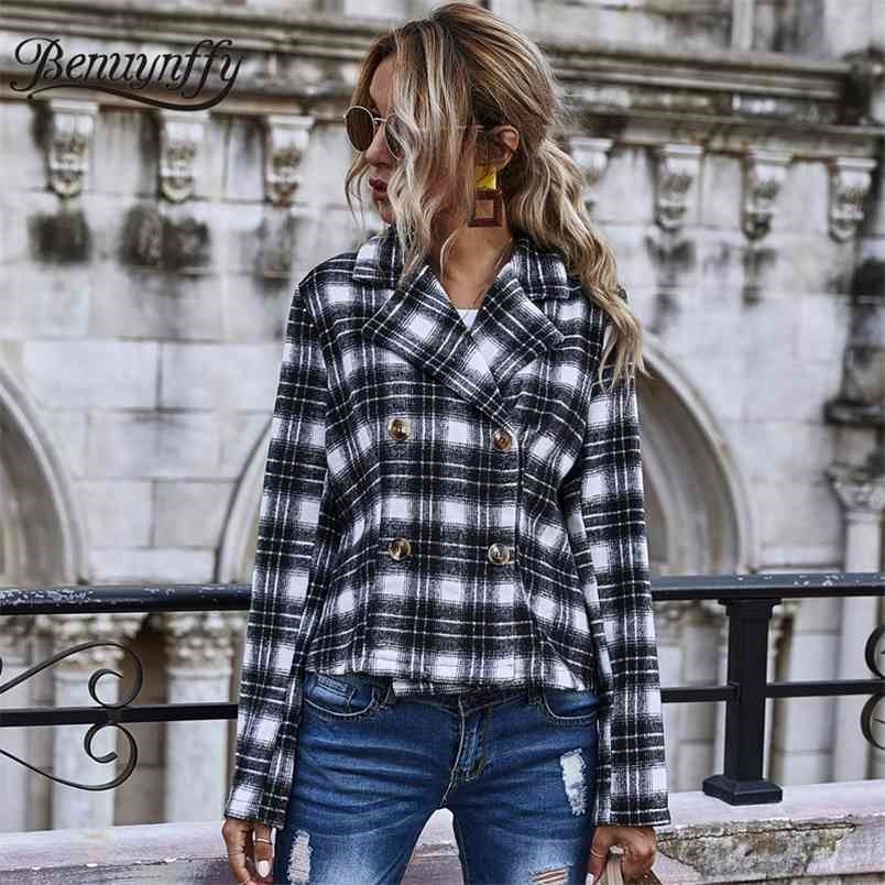 Notched Collar Double Breasted Plaid Blazer Women Autumn Winter High Street Long Sleeve Ladies Outwear Tweed Jacket 210510