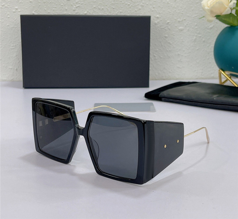 Fashion women designer sunglasses Solar plate square shape frame oversize Hemming glasses Summer personality style UV Protection Come with case, White;black
Fashion women designer sunglasses Solar plate square shape frame oversize Hemming glasses Summer personality style UV Protection Come with case, White;black