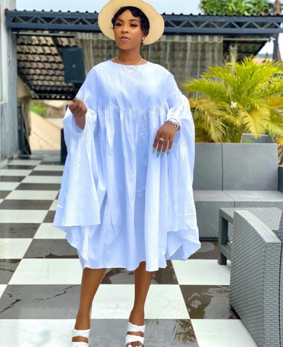 2021women loose dresses o neck pleated casual fashion large size ladies female african fashion spring summer new 2021 baggy robes, Black;gray
2021women loose dresses o neck pleated casual fashion large size ladies female african fashion spring summer new 2021 baggy robes, Black;gray