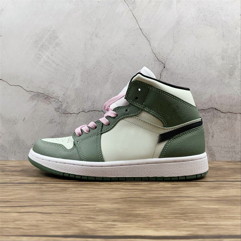 Womens 1 I Mid SE Dutch Green Basketball Shoes Jumpman 1s White Green Designer Sports Sneakers Top Quality Size EU36-40 Ship With Box, Clear
Womens 1 I Mid SE Dutch Green Basketball Shoes Jumpman 1s White Green Designer Sports Sneakers Top Quality Size EU36-40 Ship With Box, Clear