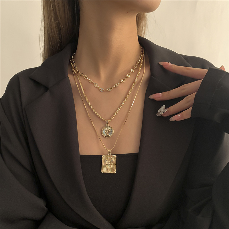 Ethnic Style Relief Portrait Pendant Necklaces Geometric Circle Square Butterfly Snake Chain Women Multi Layer Gold Twist Link Jewelry Accessories Wholesale
Ethnic Style Relief Portrait Pendant Necklaces Geometric Circle Square Butterfly Snake Chain Women Multi Layer Gold Twist Link Jewelry Accessories Wholesale